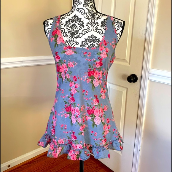 International designer Gabrielle Parker, juniors floral tank top. Small 💘 - Picture 1 of 7
